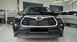 Toyota Highlander Luxe 2025 года за 31 500 000 тг. в Семей – фото 3