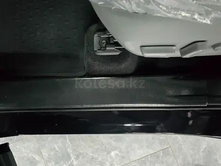 Toyota Highlander Luxe 2025 года за 31 500 000 тг. в Семей – фото 29