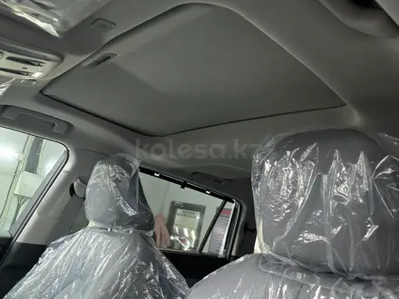 Toyota Highlander Luxe 2025 года за 31 500 000 тг. в Семей – фото 36