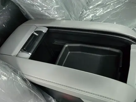 Toyota Highlander Luxe 2025 года за 31 500 000 тг. в Семей – фото 56