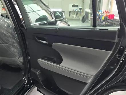 Toyota Highlander Luxe 2025 года за 31 500 000 тг. в Семей – фото 71