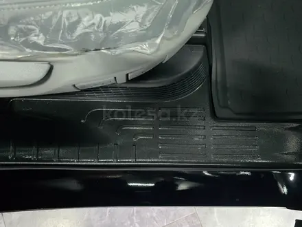 Toyota Highlander Luxe 2025 года за 31 500 000 тг. в Семей – фото 76