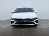 Hyundai Elantra 2023 года за 8 290 000 тг. в Астана – фото 2