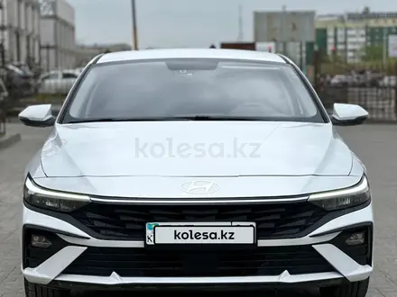 Hyundai Elantra 2025 года за 8 700 000 тг. в Актобе – фото 3