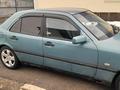 Mercedes-Benz C 200 1994 года за 1 500 000 тг. в Алматы – фото 2
