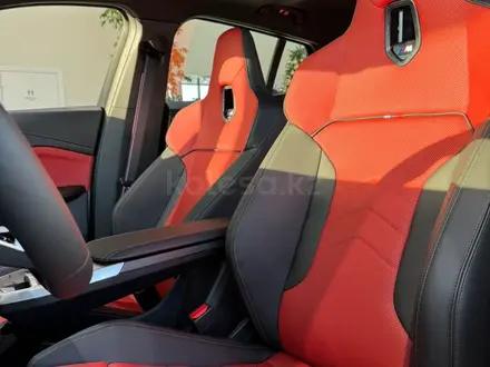 BMW X2 XDrive 20i 2025 года за 35 323 000 тг. в Актобе – фото 5