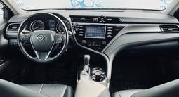 Toyota Camry 2019 года за 13 500 000 тг. в Актау – фото 4