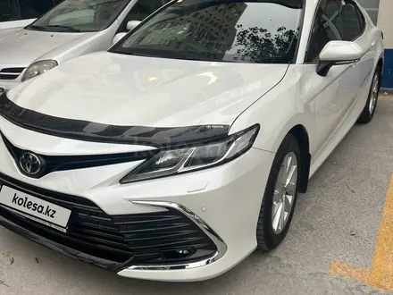 Toyota Camry 2023 года за 16 500 000 тг. в Алматы – фото 5