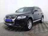 Volkswagen Touareg 2007 годаfor5 990 000 тг. в Астана
