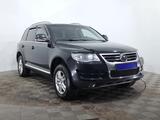 Volkswagen Touareg 2007 года за 6 590 000 тг. в Астана – фото 3