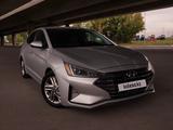 Hyundai Elantra 2019 годаfor7 900 000 тг. в Алматы