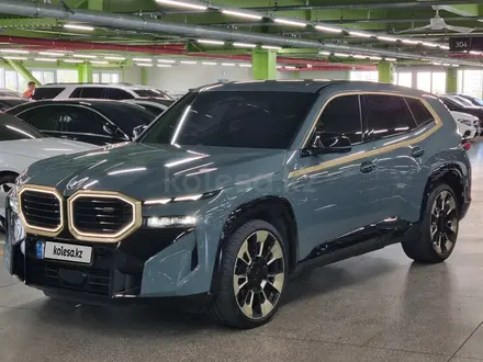 BMW XM 50e 2023 года за 64 500 000 тг. в Астана