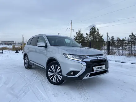 Mitsubishi Outlander 2020 года за 10 390 000 тг. в Костанай