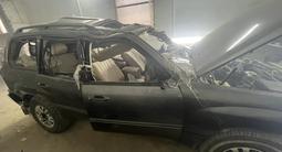 Lexus LX 470 1998 года за 2 500 000 тг. в Шымкент