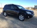 Без водителя Toyota RAV4 2007 г. В. в Актау – фото 2