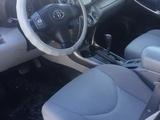 Без водителя Toyota RAV4 2007 г. В. в Актау – фото 3