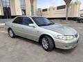 Toyota Camry 2000 года за 3 500 000 тг. в Кызылорда – фото 2