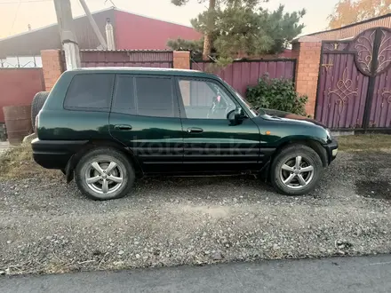 Toyota RAV4 1998 года за 2 900 000 тг. в Актобе – фото 3