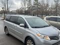 Toyota Sienna 2015 годаfor9 500 000 тг. в Астана – фото 4