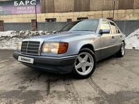 Mercedes-Benz E 300 1990 годаүшін1 800 000 тг. в Алматы