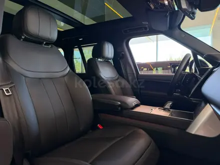 Land Rover Range Rover HSE 2026 года за 111 943 000 тг. в Усть-Каменогорск – фото 15