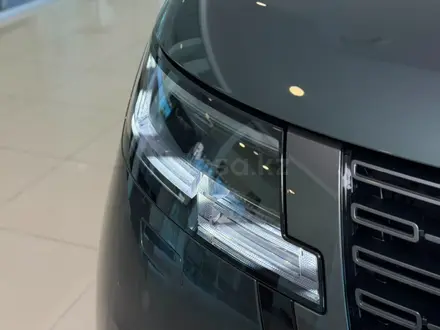 Land Rover Range Rover HSE 2026 года за 111 943 000 тг. в Усть-Каменогорск – фото 3