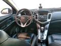 Chevrolet Cruze 2011 года за 3 600 000 тг. в Атырау – фото 4