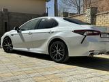 Toyota Camry 2022 года за 20 500 000 тг. в Усть-Каменогорск – фото 3