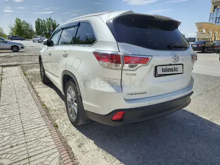 Toyota Highlander 2015 года за 17 500 000 тг. в Атырау – фото 10