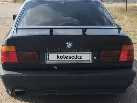 BMW 520 1993 года за 1 800 000 тг. в Уральск – фото 3