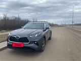Toyota Highlander 2022 годаүшін24 000 000 тг. в Астана