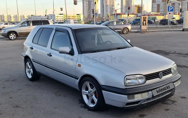 Volkswagen Golf 1995 года за 2 100 000 тг. в Караганда