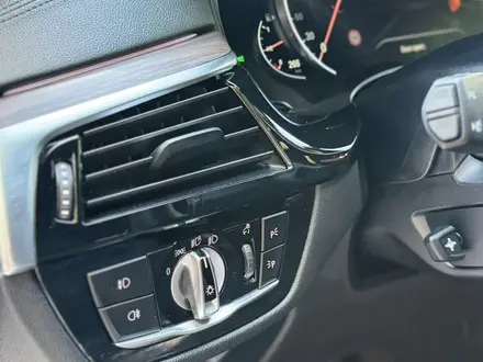 BMW 530 2017 года за 16 200 000 тг. в Алматы – фото 23