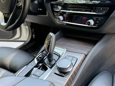 BMW 530 2017 года за 16 200 000 тг. в Алматы – фото 34
