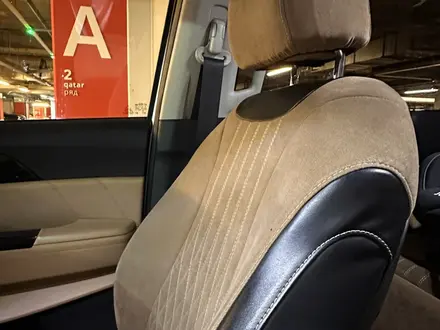 Kia Carnival 2023 года за 17 000 000 тг. в Алматы – фото 26