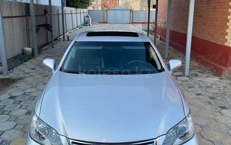 Lexus ES 350 2012 года за 8 000 000 тг. в Атырау