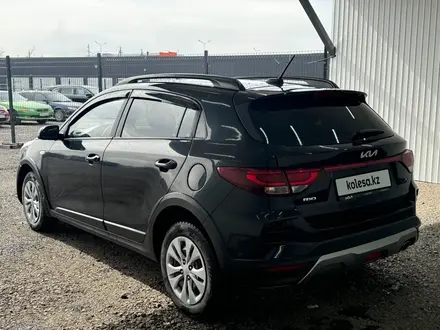 Kia Rio X-Line 2022 года за 7 110 000 тг. в Астана – фото 4