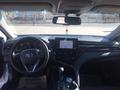 Toyota Camry 2021 года за 17 500 000 тг. в Шымкент – фото 8
