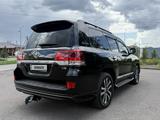 Toyota Land Cruiser 2018 года за 38 000 000 тг. в Караганда – фото 4