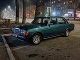 Mercedes-Benz E 200 1983 годаүшін1 200 000 тг. в Усть-Каменогорск – фото 5