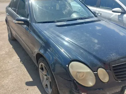 Mercedes-Benz E 320 2003 года за 2 200 000 тг. в Астана – фото 2