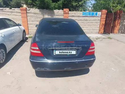 Mercedes-Benz E 320 2003 года за 2 200 000 тг. в Астана – фото 4