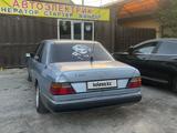 Mercedes-Benz E 220 1994 года за 1 000 000 тг. в Тараз