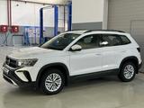 Volkswagen Taos 2021 года за 11 000 000 тг. в Атырау – фото 3