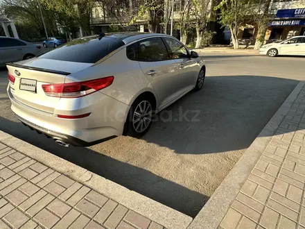 Kia Optima 2018 года за 6 200 000 тг. в Атырау – фото 7