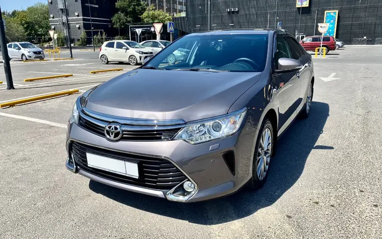 Toyota Camry 2016 годаүшін13 000 000 тг. в Шымкент