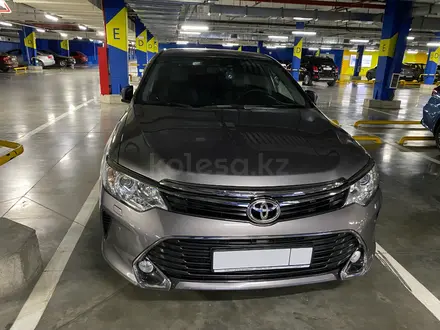 Toyota Camry 2016 года за 13 000 000 тг. в Шымкент – фото 2