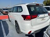 Mitsubishi Outlander 2022 годаүшін12 600 000 тг. в Актобе – фото 2