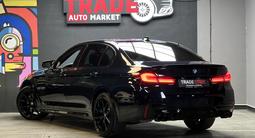 BMW 530 2023 года за 20 795 000 тг. в Алматы – фото 4