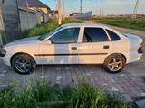 Opel Vectra 1997 года за 1 500 000 тг. в Шымкент – фото 2